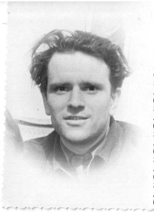 Герасимов Георгий Павлович: книга 'Из сгоревшего портфеля (воспоминания)', глава 'Фотографии' фотография: На об.:'Маме и Аничке от сына и племянника 8 III 54г. Юра Сам печатал!'