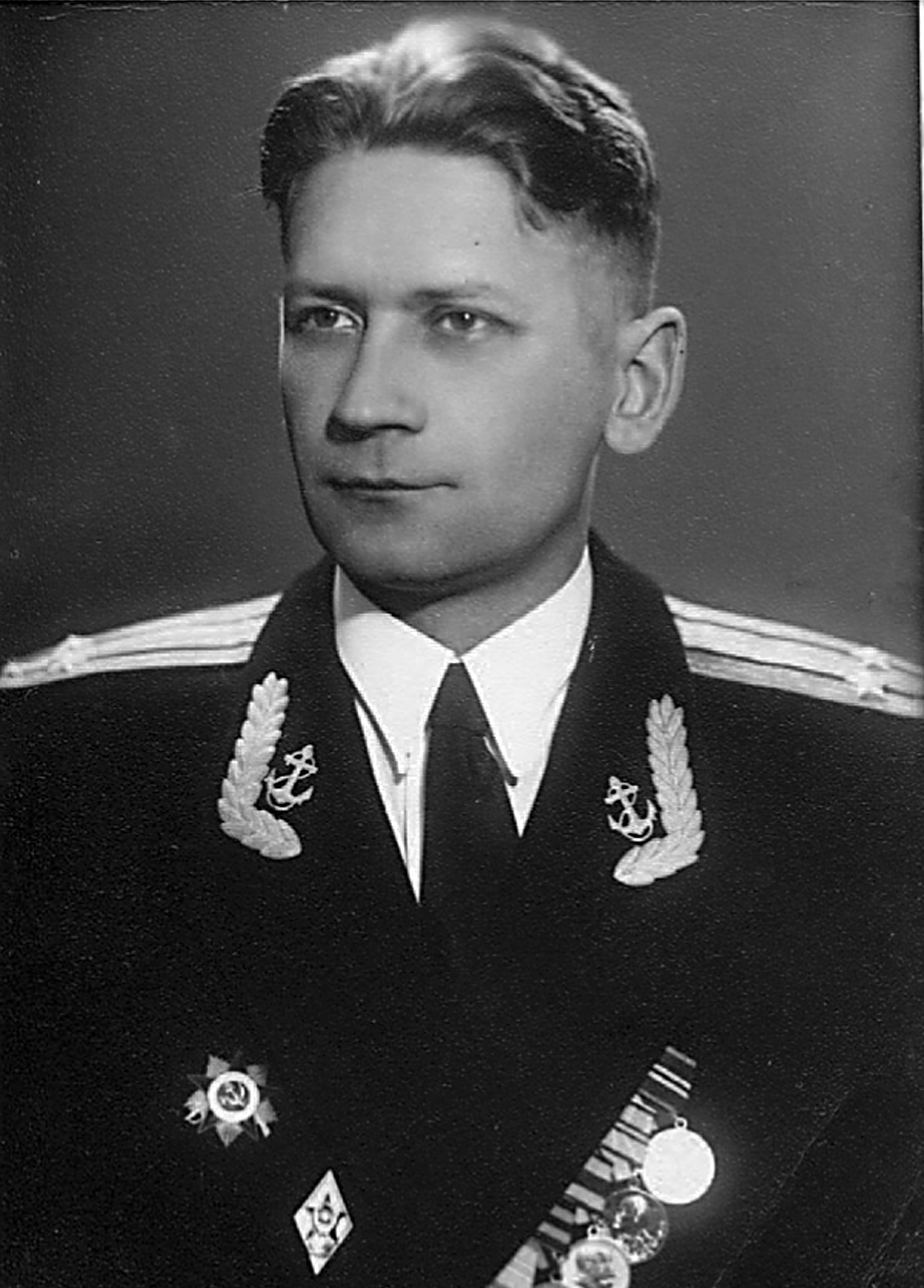 Канунников Юрий Фёдорович: книга 'Воспоминания и дневники', глава ' Фотографии' фотография: Калининград, 1963