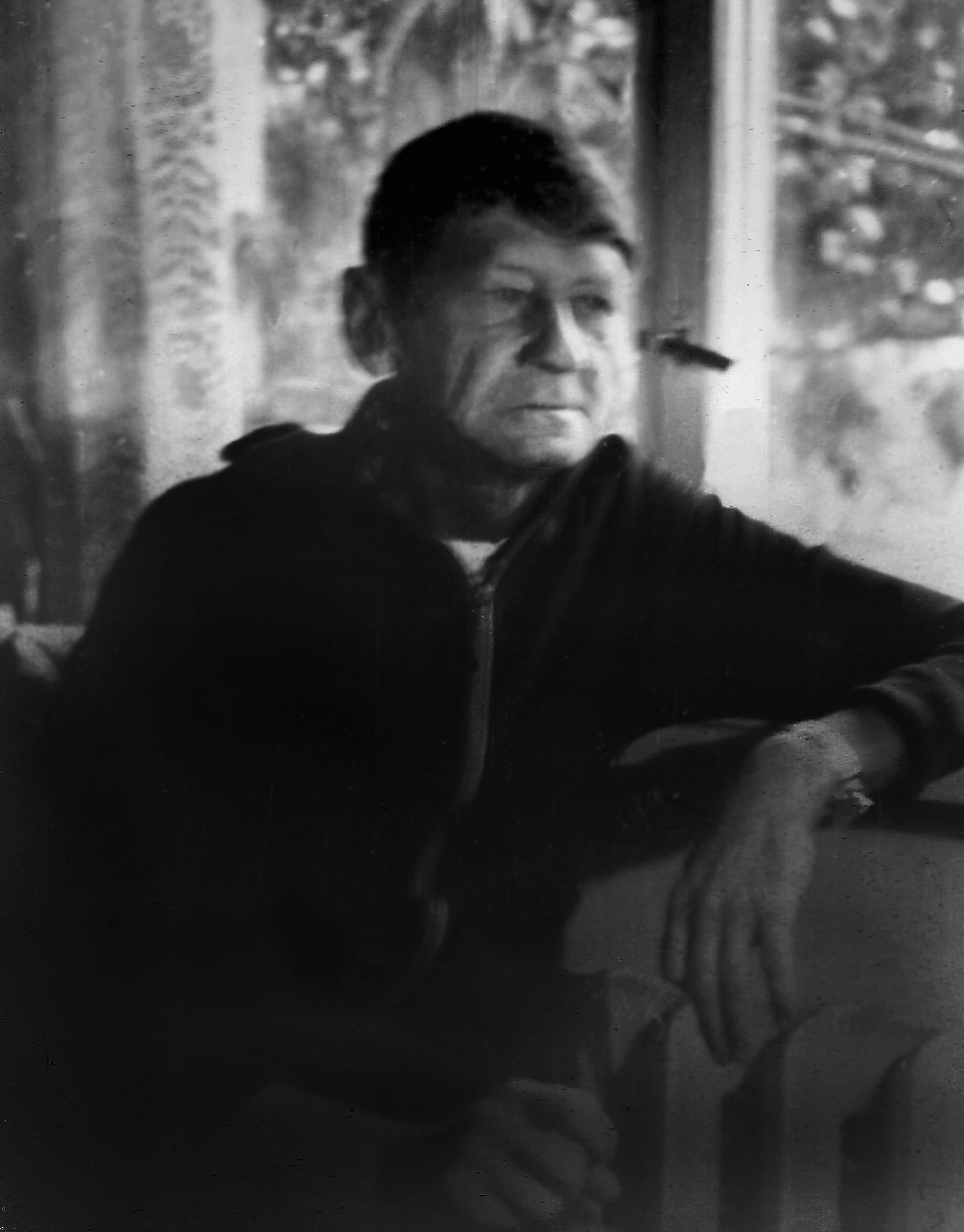 Канунников Юрий Фёдорович: книга 'Воспоминания и дневники', глава ' Фотографии' фотография: Севастополь, 1987