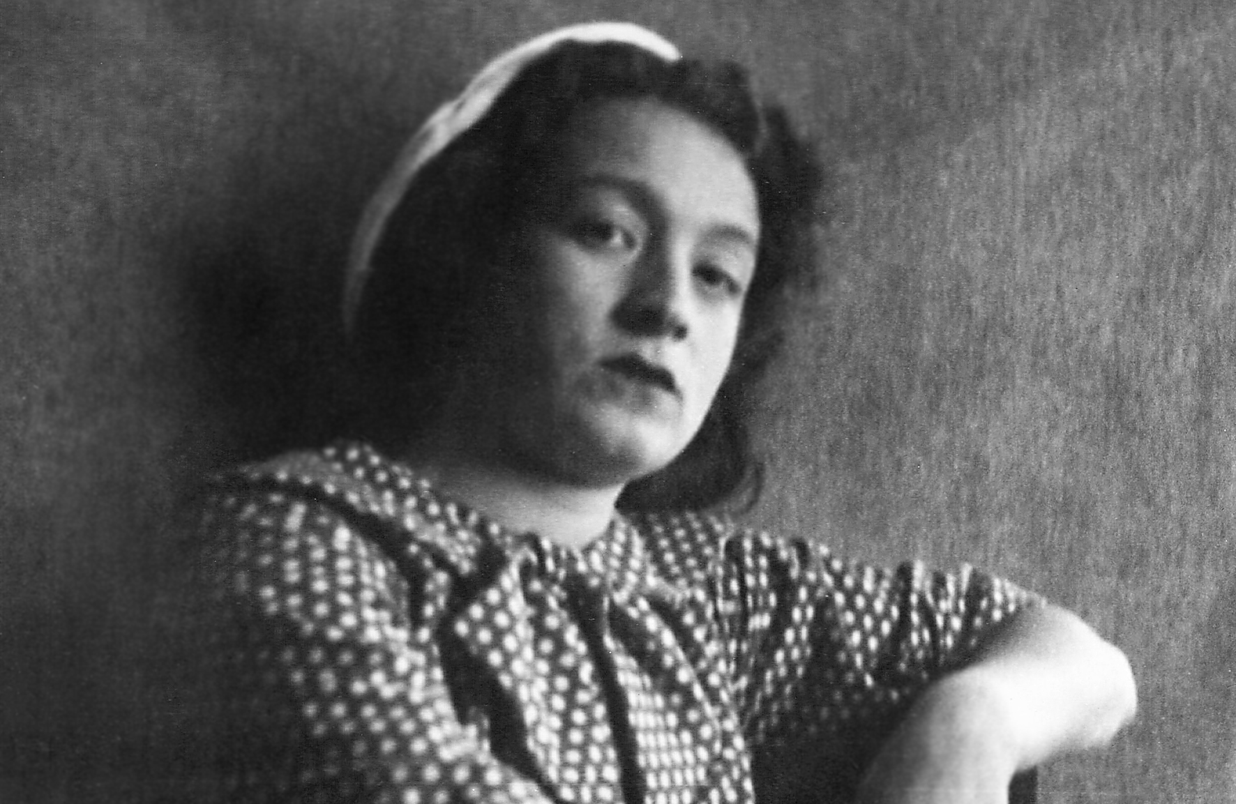 Канунников Юрий Фёдорович: книга 'Воспоминания и дневники', глава ' Фотографии' фотография: Ольга. Калининград, 1963