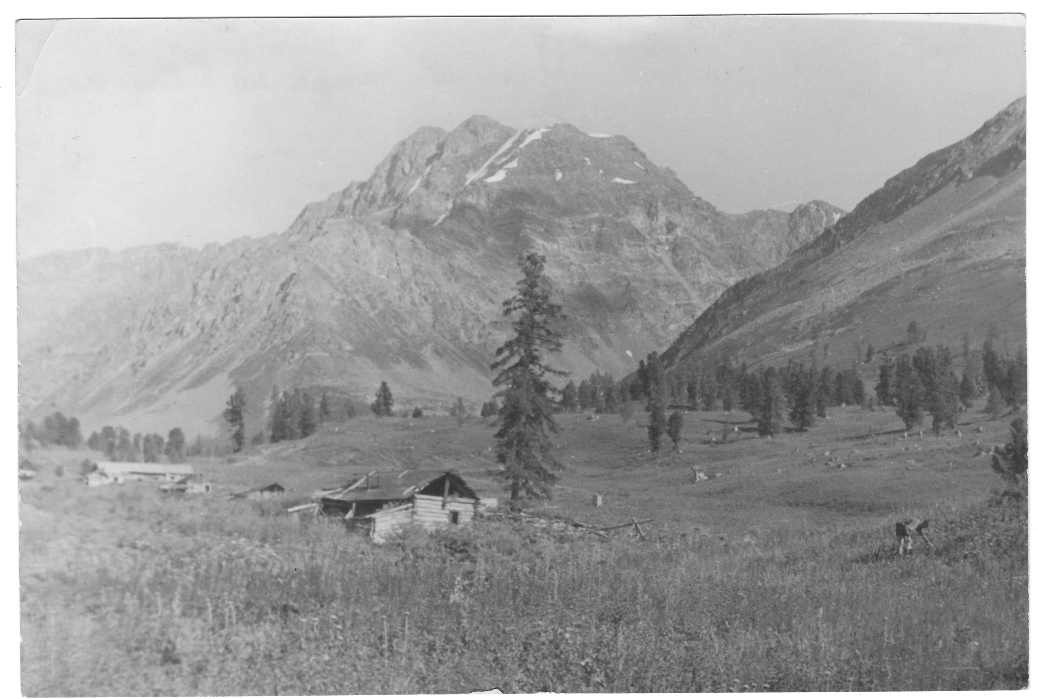 Залесский Лев Борисович: книга 'Мой путь', глава 'Фотографии' фотография: Алтай, 1962. Нижний лагерь.
