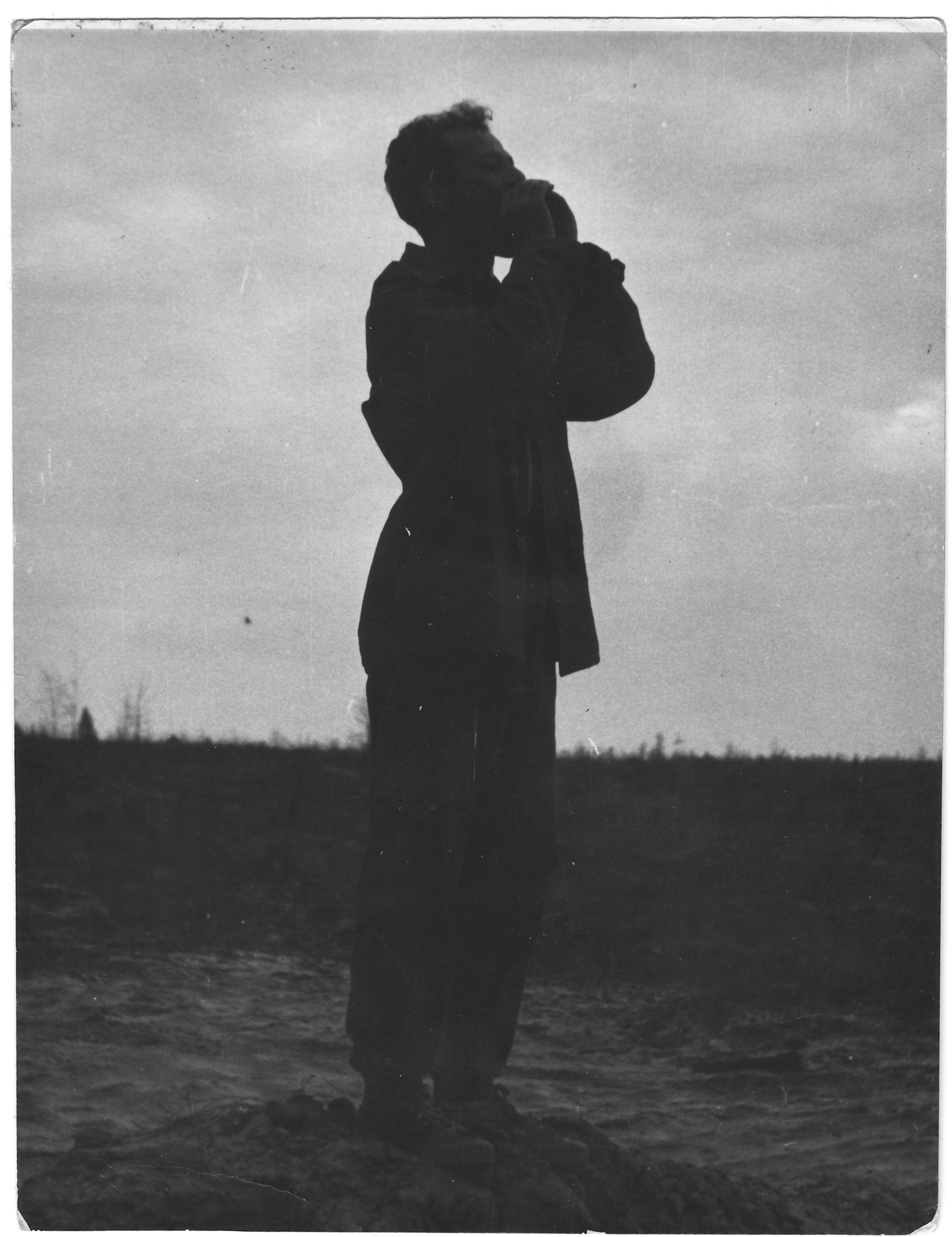 Залесский Лев Борисович: книга 'Мой путь', глава 'Фотографии' фотография: В майском походе. 1964 г.